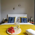 Lumina 3-room With Parking, Balcony Apartment *