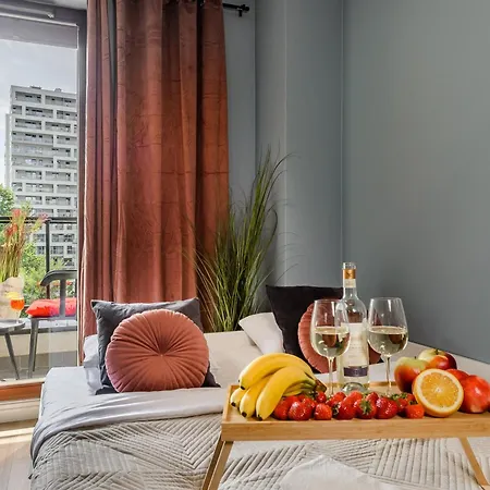 Lumina 3-room With Parking, Balcony Appartement