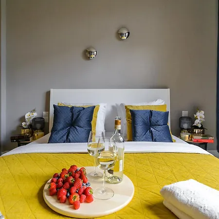 Lumina 3-room With Parking, Balcony Apartment *