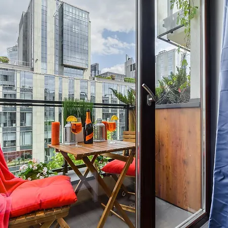 Lumina 3-room With Parking, Balcony Apartment