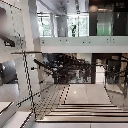 Apartmán Lumina 3-room With Parking, Balcony